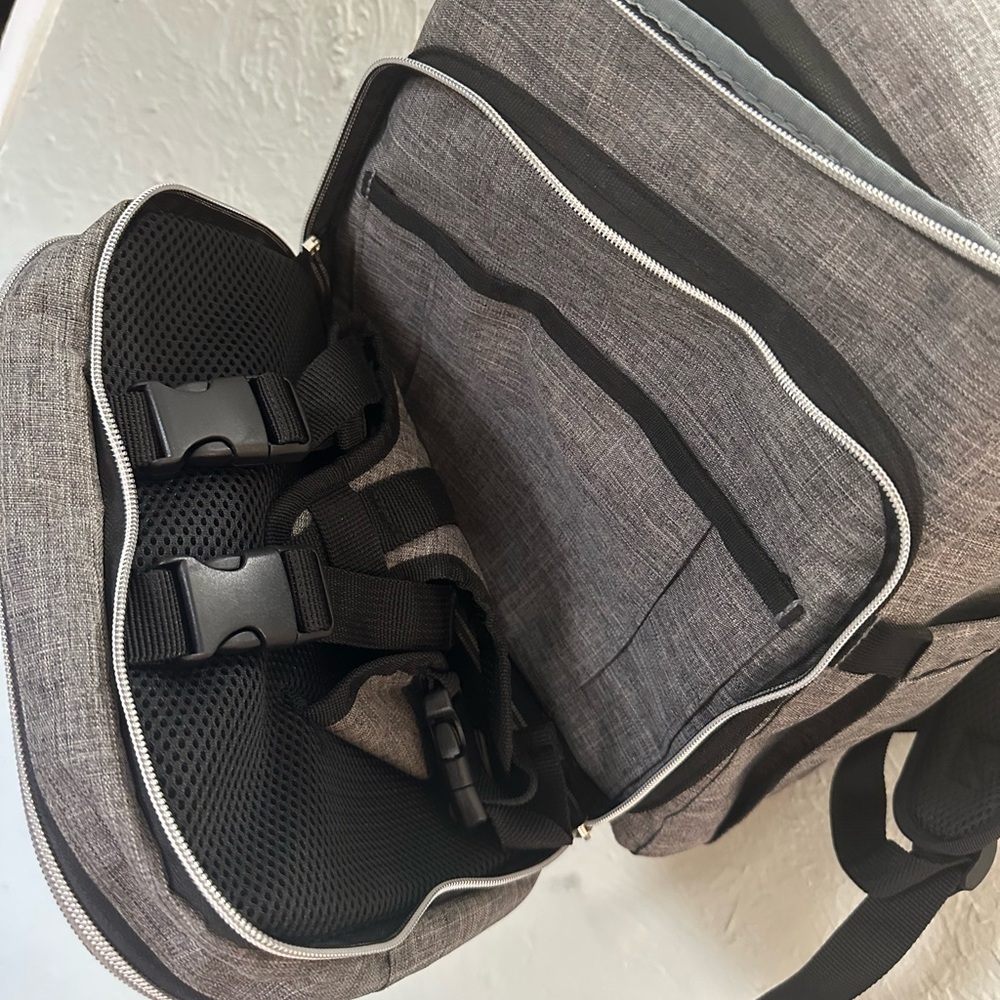 EUC! Two-in-One Dog Travel Backpack - Gray - Picture 5 of 12